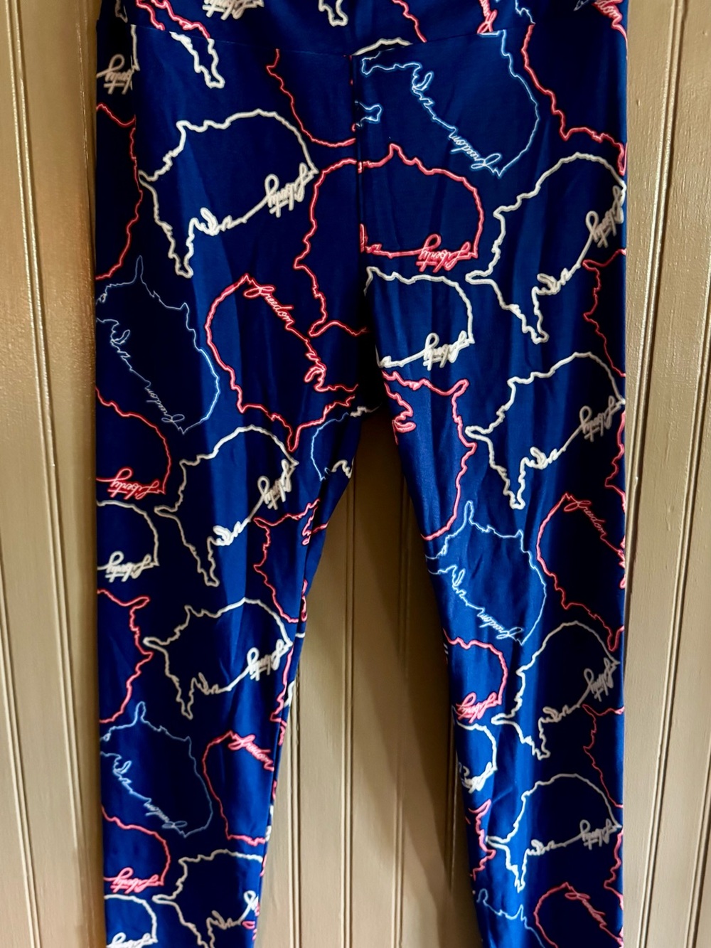 LuLaRoe Navy Leggings with White Liberty Freedom Print One Size New without tags
